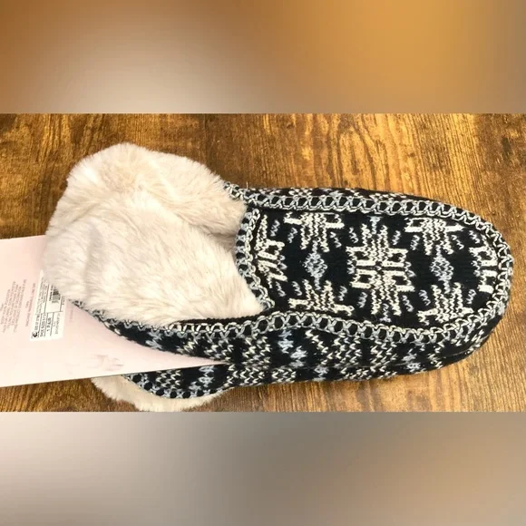 Women's Fair Isle Knit Slipper Sock Faux Fur Lining and Grippers Auden Navy S/M - Picture 2 of 3